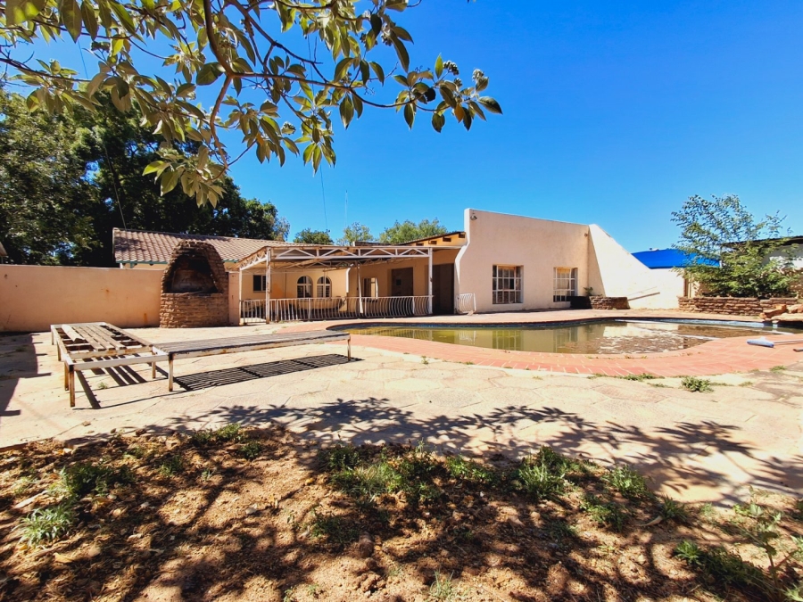 4 Bedroom Property for Sale in Vaalpark Free State